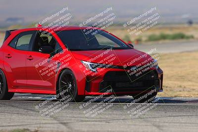 media/Sep-20-2025-Extreme Speed (Sat) [[1fcc23683c]]/Orange (Mid Intermediate)/Session 2 (Sunrise)/